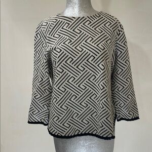 W5 Women’s knit top